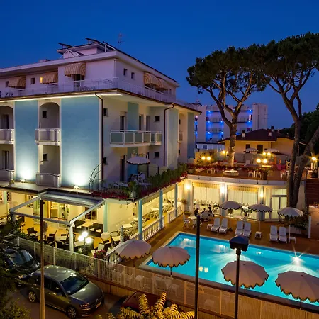 Hotel Villa dei Fiori - sul mare con piscina-2